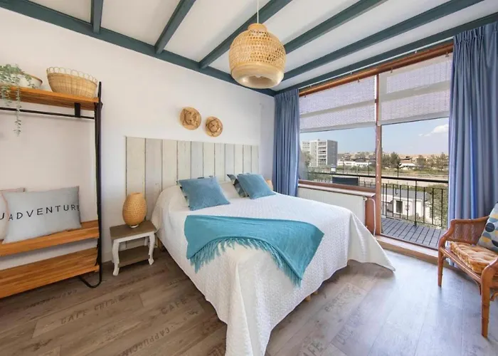 Nina\'S Beach House 1 \