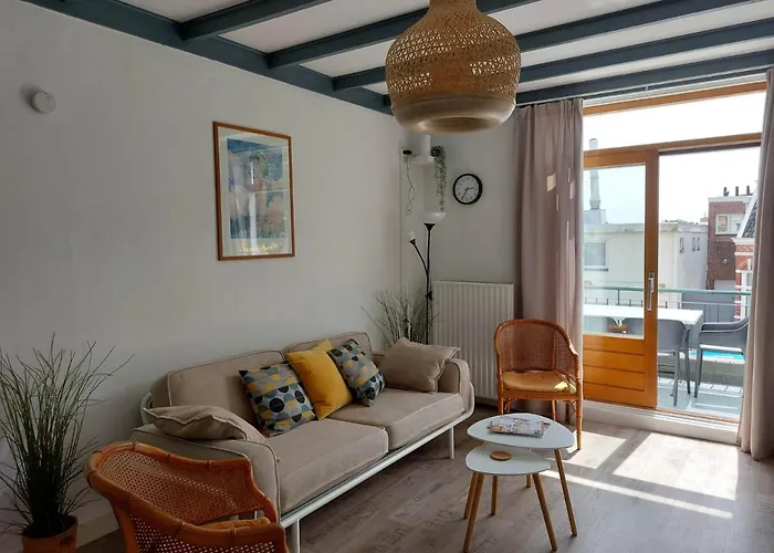 Nina\'S Beach House 1 \
